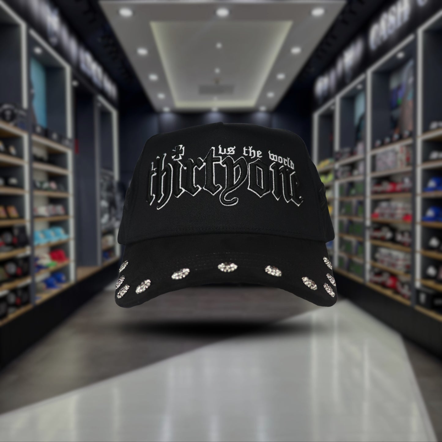 THIRTY ONE HATS "31 THE WORLD"