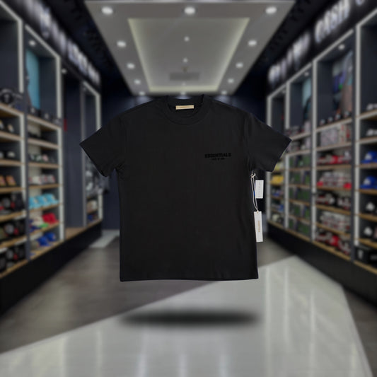 T-SHIRT ESSENTIALS NEGRA