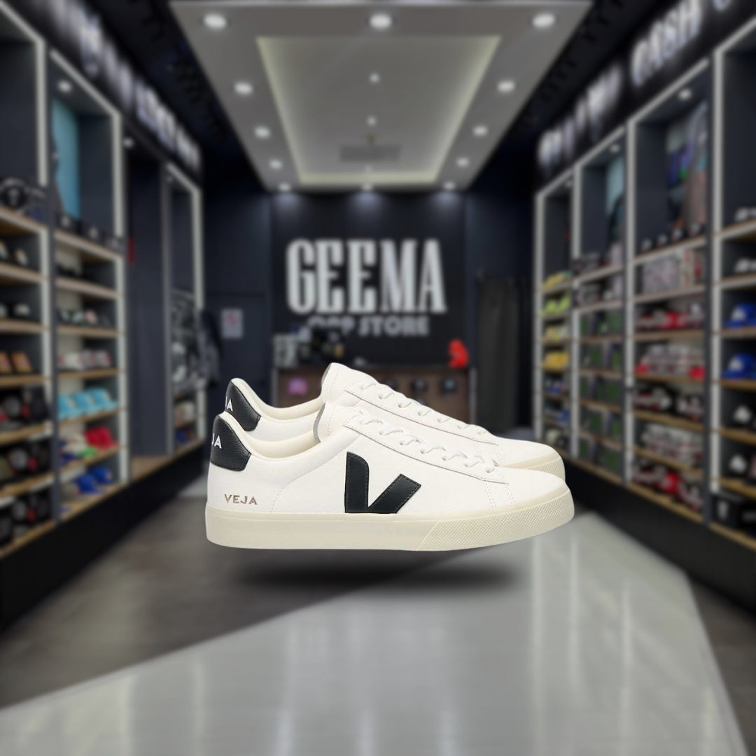 VEJA CLASIC WHITE BLACK