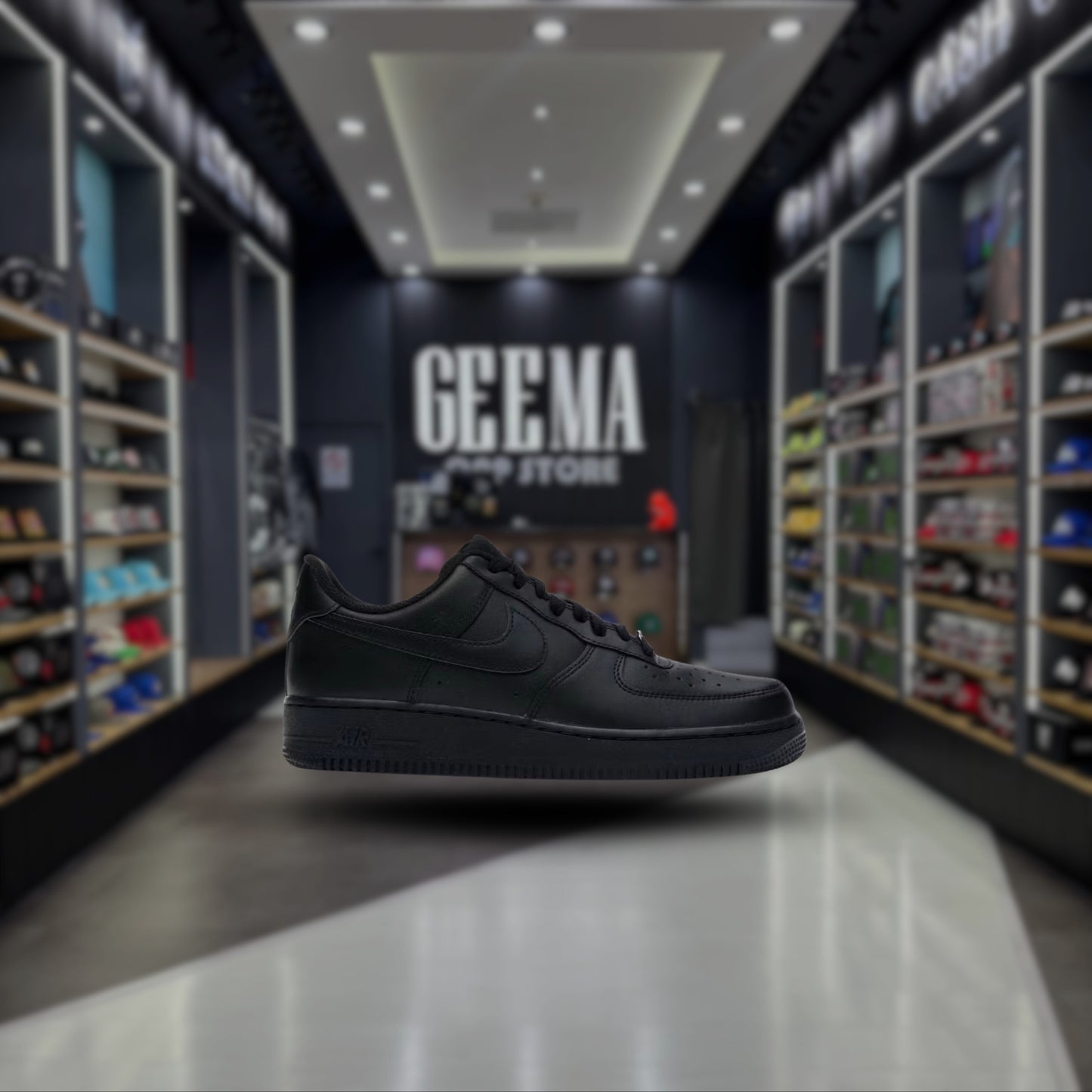 NIKE AIR FORCE 1 TRIPLE BLACK